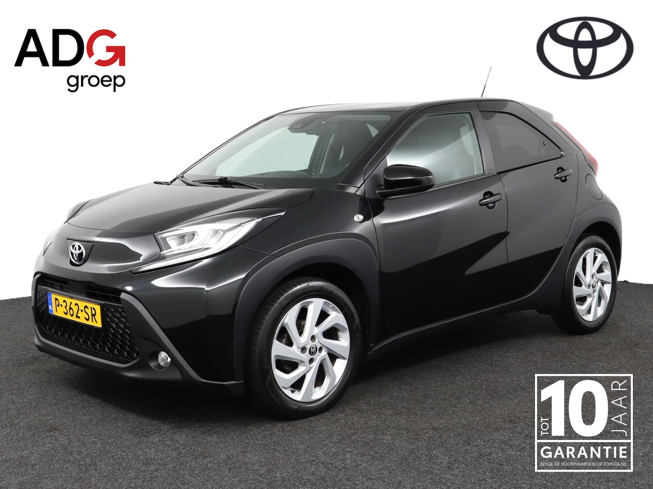 Toyota Aygo X - 1.0 VVT-i MT first | LM Velgen | Apple Carplay/Android Auto | extra getint glas | - AutoWereld.nl
