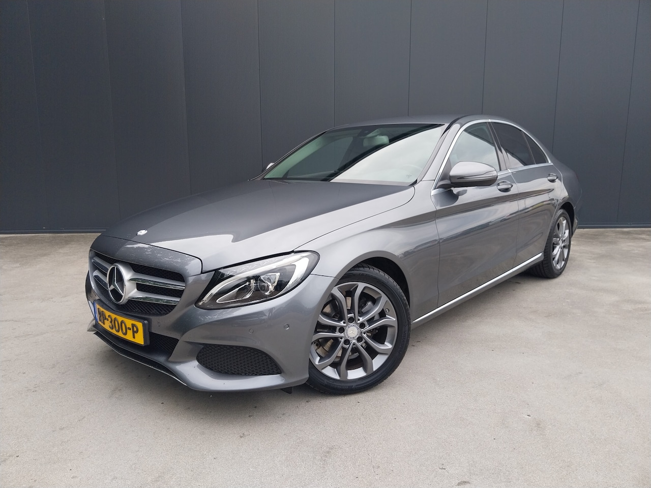 Mercedes-Benz C-klasse - 180 AUTOMAAT Prestige HALF LEER LED NAVI CRUISE ECC AFNB TREKHAAK - AutoWereld.nl