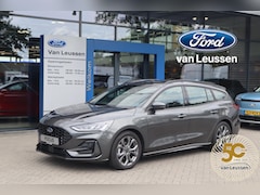 Ford Focus Wagon - 155PK HYBRID ST-LINE AUTOMAAT TREKHAAK WINTER-PACK DRIVER-ASS-PACK AD-CRUISE 4JR/100.000KM