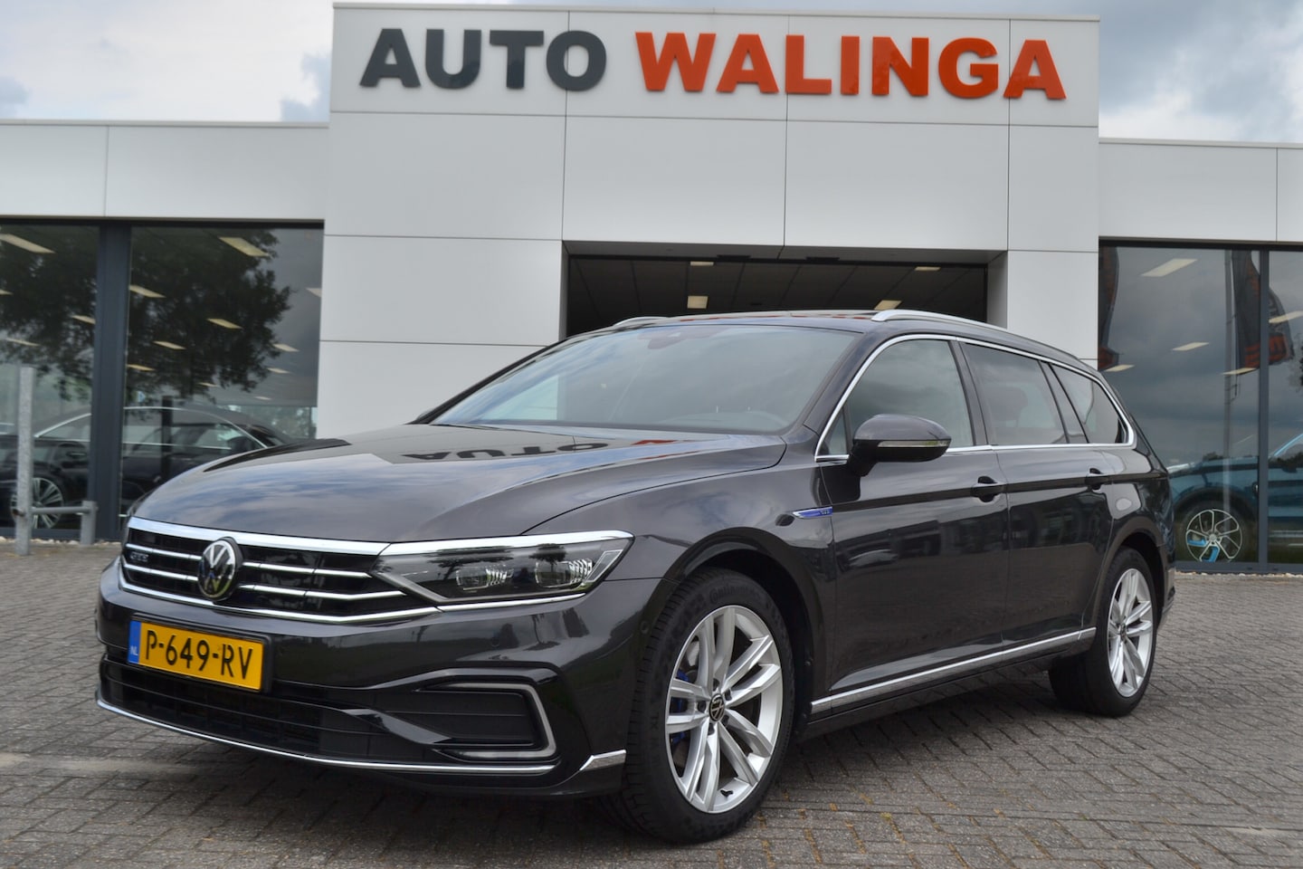 Volkswagen Passat Variant - 1.4 TSI PHEV GTE Panoramadak | Leer | Trekhaak | Head up | Virtual Dis. | Adaptive Cruise - AutoWereld.nl