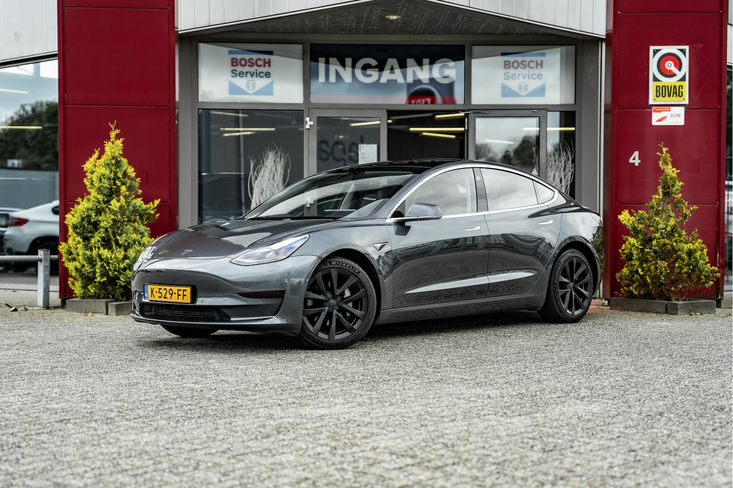 Tesla Model 3 - Standard RWD Plus | Trekhaak | Tabacco Leder - AutoWereld.nl