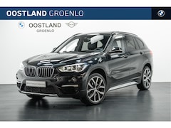 BMW X1 - sDrive20i High Executive xLine Automaat / Trekhaak / Panoramadak / Sportstoelen / Head-Up