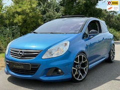 Opel Corsa - 1.6-16V T OPC KUIPSTOELEN PANO SPORT LUXE UITVOERING