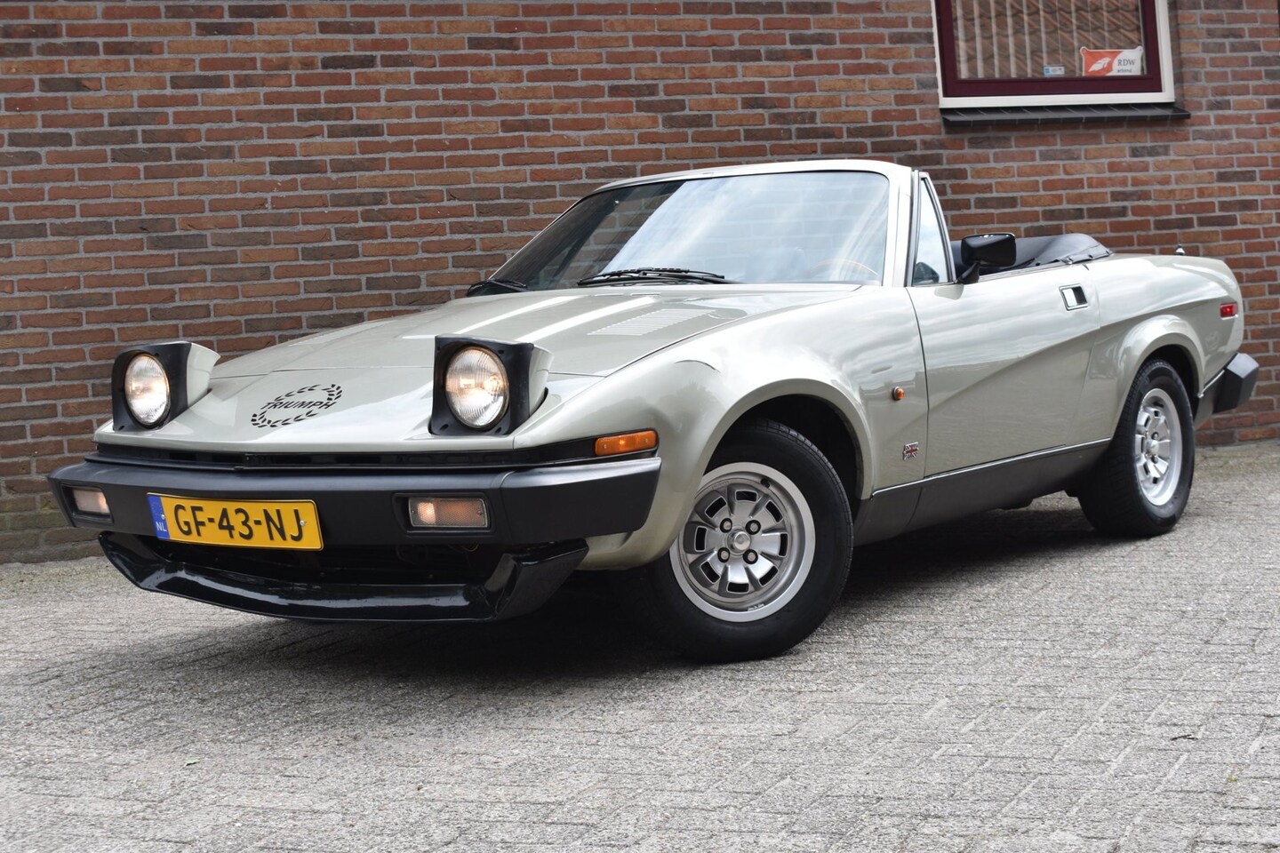 Triumph TR7 - 2.0 Softtop '80 - AutoWereld.nl