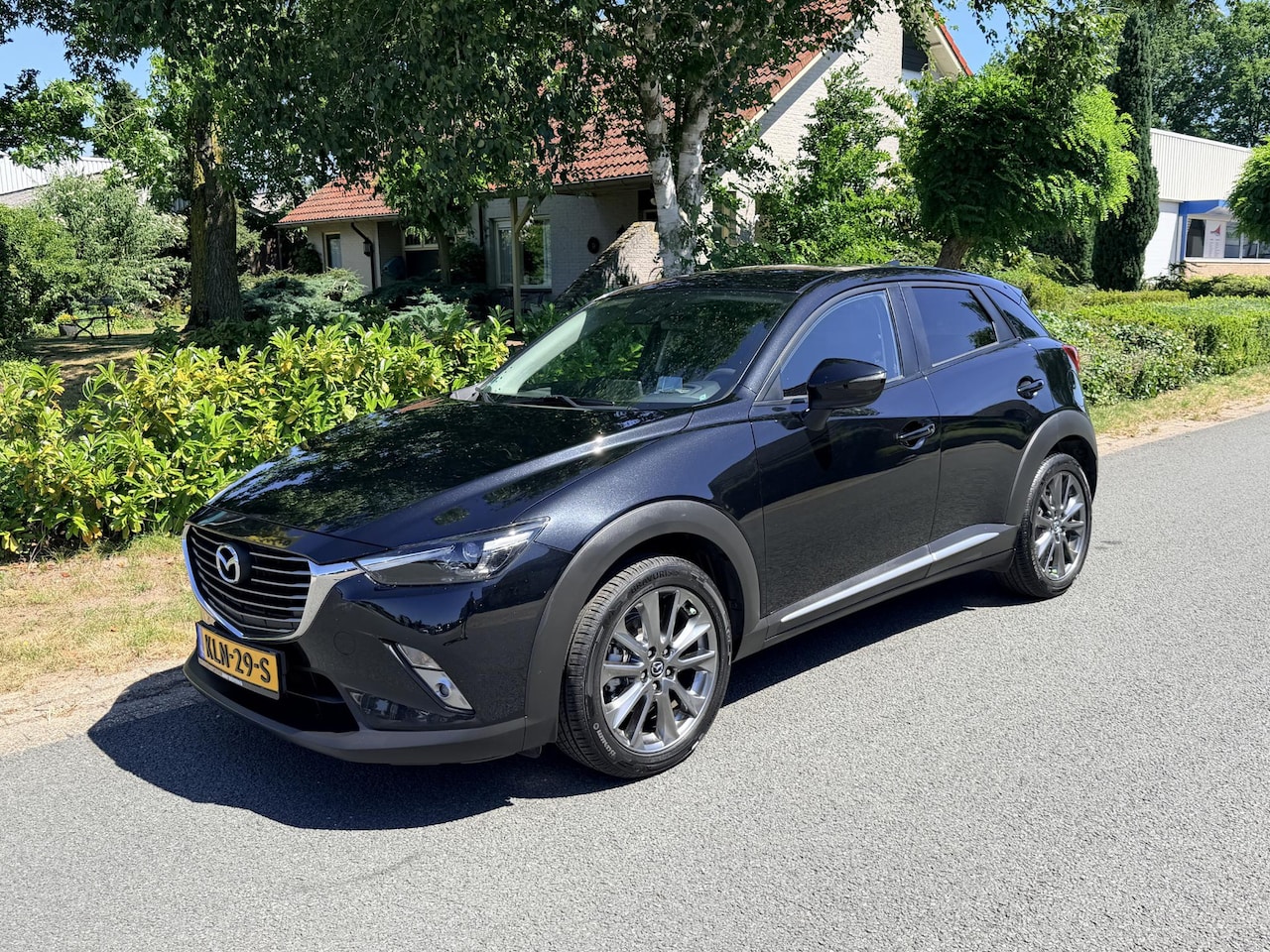 Mazda CX-3 - 2.0 SkyActiv-G 120pk AUT Signature•Leder•Trekhaak - AutoWereld.nl