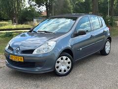 Renault Clio - 1.2-16V Authentique|Airco|5 deurs|Nieuwe apk