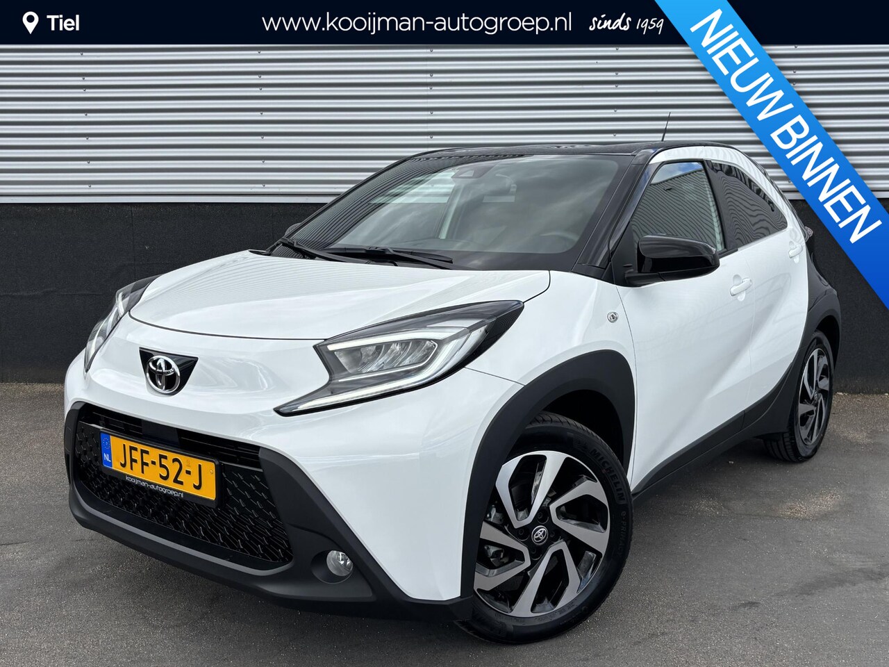 Toyota Aygo X - 1.0 VVT-i S-CVT Pulse Automaat, NL-auto, Lichtmetalen velgen, LED, Achteruitrijcamera, Nav - AutoWereld.nl