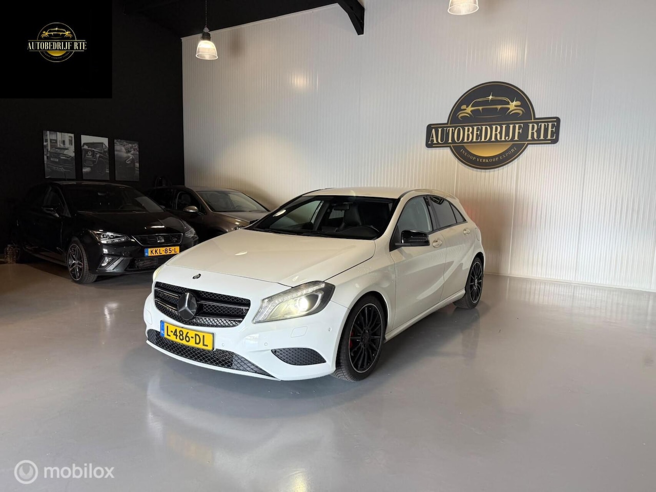 Mercedes-Benz A-klasse - 180 Ambition AUTOMAAT - AutoWereld.nl
