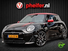 MINI 3-Deurs - Cooper E John Cooper Works XL 40.7 kWh SOH 97% Panoramadak/ Head up/ Led/ Stoelmassage/ Ha