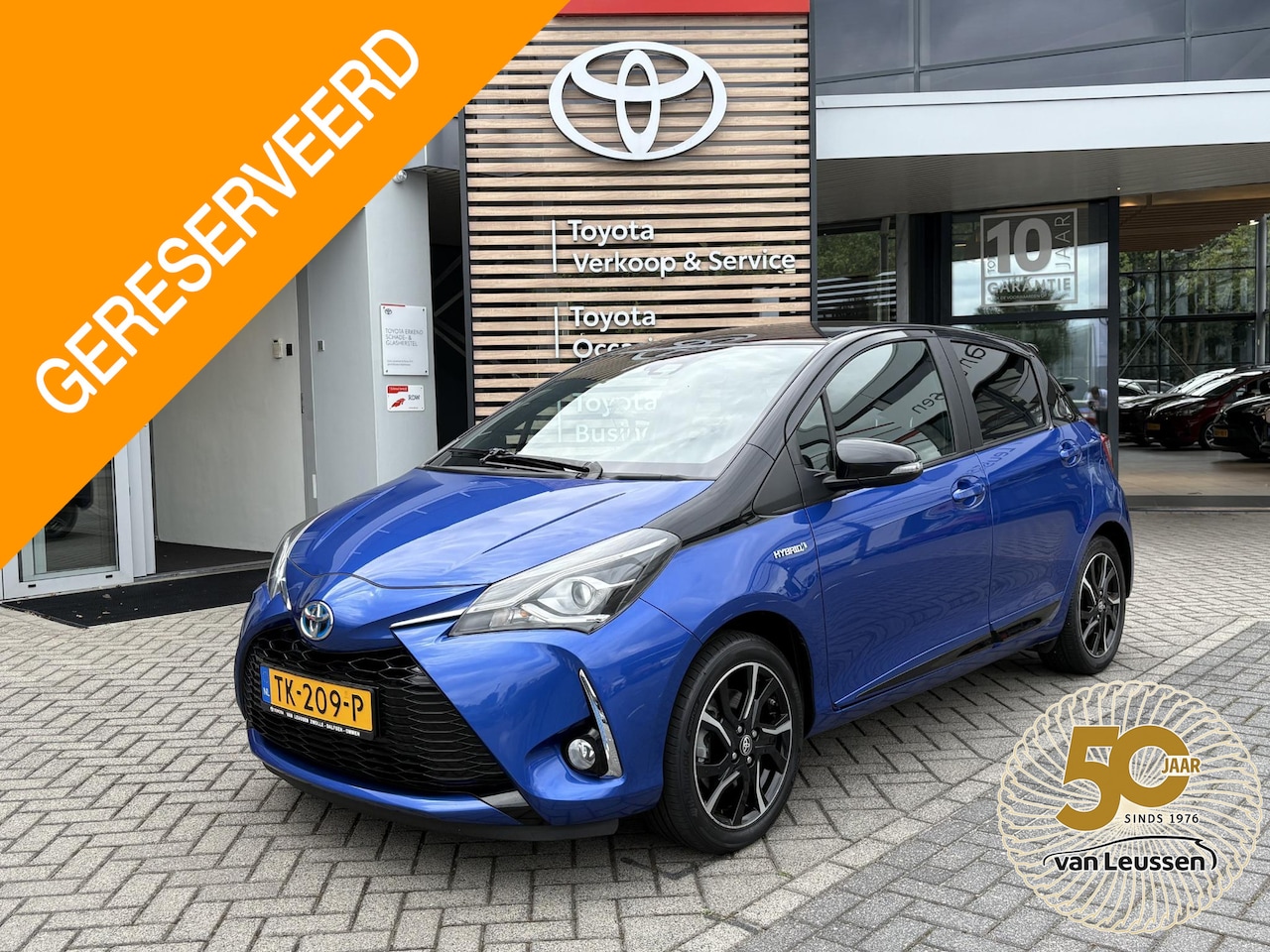 Toyota Yaris - 1.5 HYBRID BI-TONE 5-DEURS CRUISE CLIMA NL-AUTO 16"LM-VELGEN CAMERA BLUETOOTH PRIVACY GLAS - AutoWereld.nl