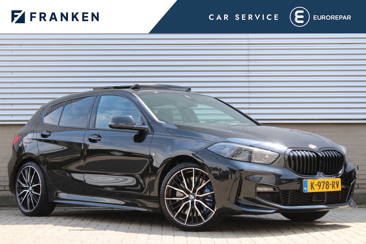 BMW 1-serie - 118i High Executive M-Sport Plus | Shadow Line | Panoramadak | Leder | Active Cruise - AutoWereld.nl