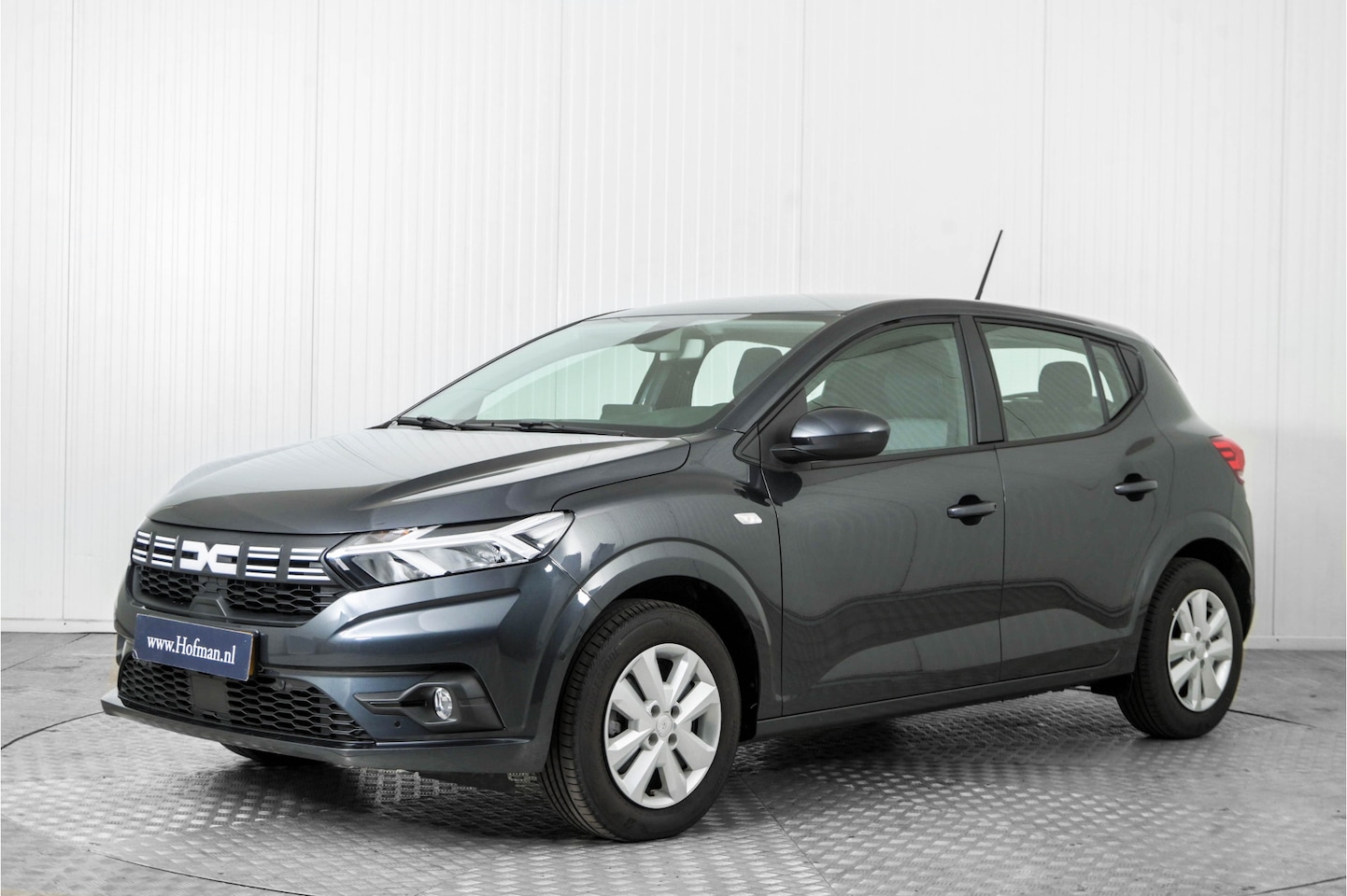 Dacia Sandero - 1.0 TCe 90 Expression 11600 km! 1e eigenaar - AutoWereld.nl