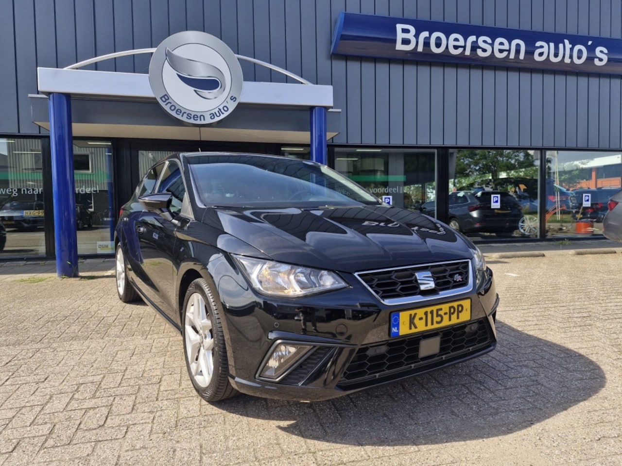SEAT Ibiza - 1.0 TSI FR Business Intense | Navigatie | Camera | Cruise Contro - AutoWereld.nl