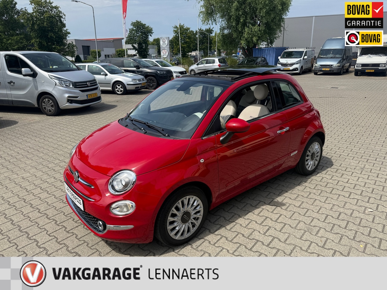 Fiat 500 - 1.2 Lounge SCHUIF/KANTELDAK NAVI (BOVAG/RIJKLAARPRIJS) - AutoWereld.nl