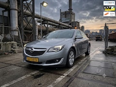 Opel Insignia - 1.4 T EcoFLEX Edition | Trekhaak | Camera |