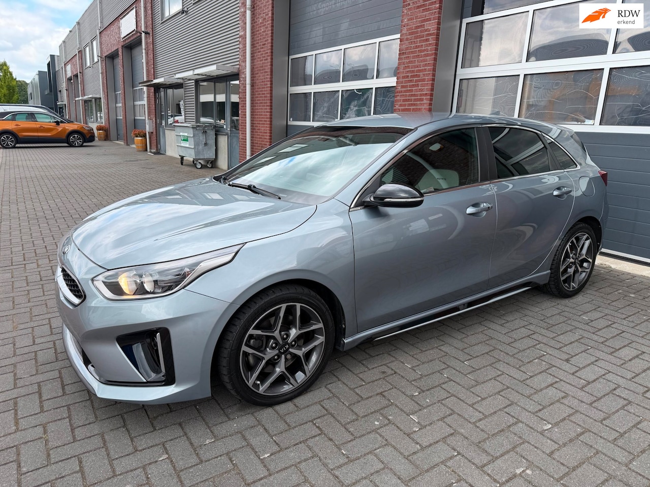 Kia Cee'd - Ceed 1.4 T-GDi GT-Line AUT LED Navi Camera Lane Keyless - AutoWereld.nl