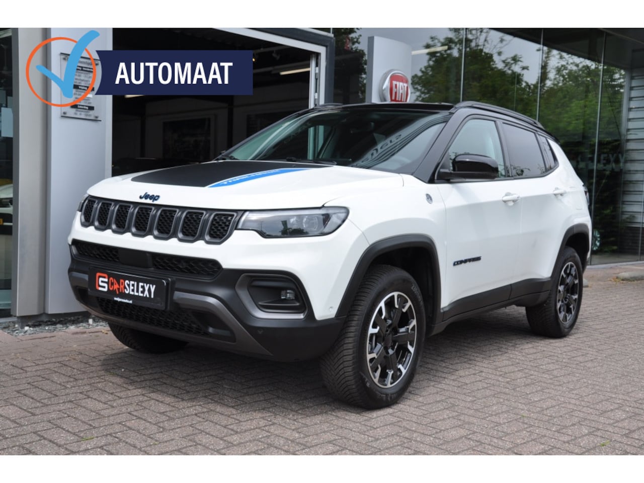 Jeep Compass - 4xe 240 Hyb. Trailh. - AutoWereld.nl