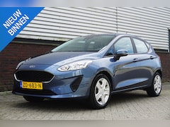 Ford Fiesta - 1.1 /Navigatie/Parkeersensoren/Cruisecontrol/ Dealeronderhouden