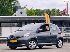 Toyota Aygo - 1.0-12V // STUURBEKR. / ELEKTR. RAMEN / LAGE KM