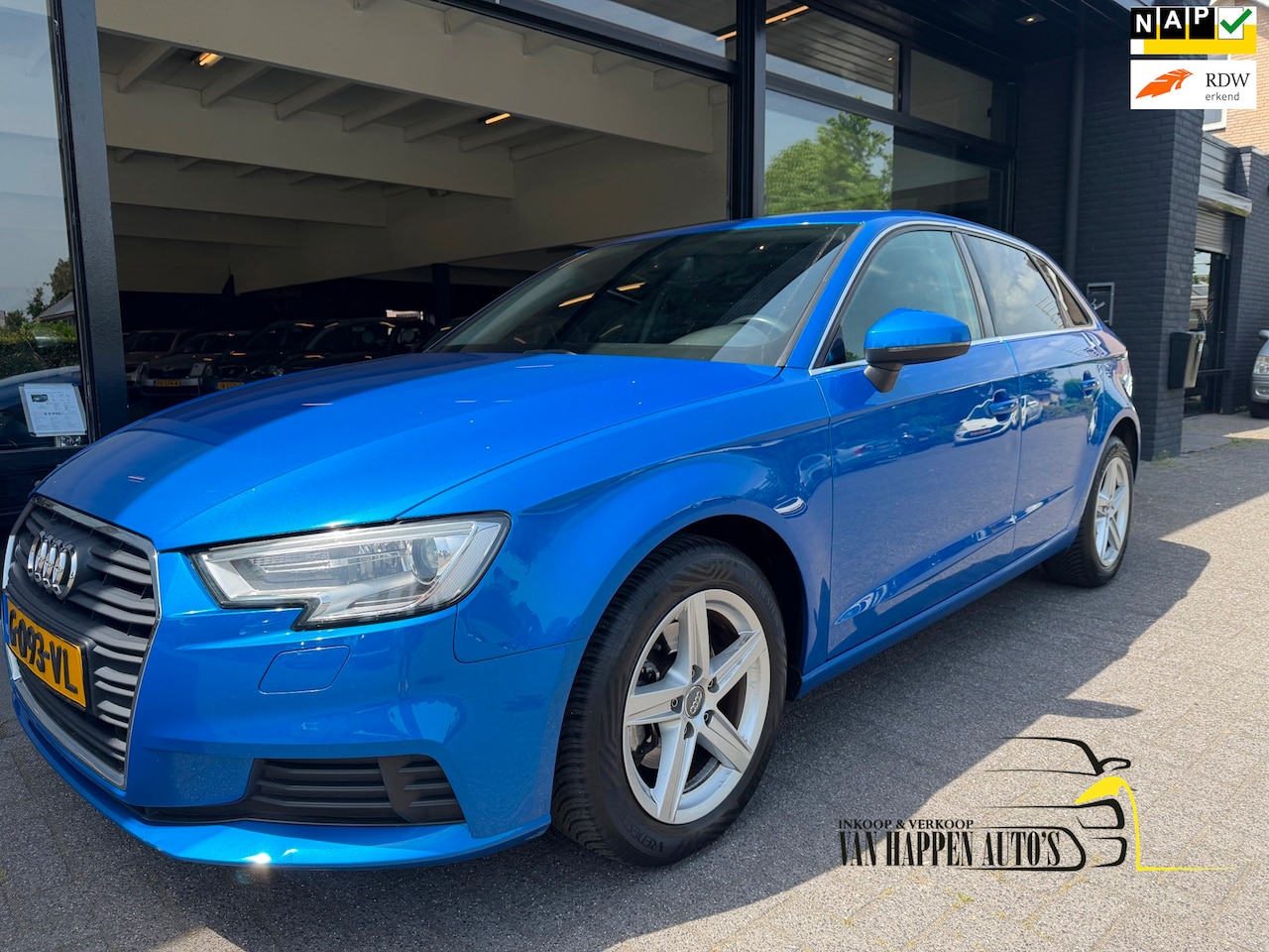 Audi A3 Sportback - 30 TDI / apk 5-2027 - AutoWereld.nl