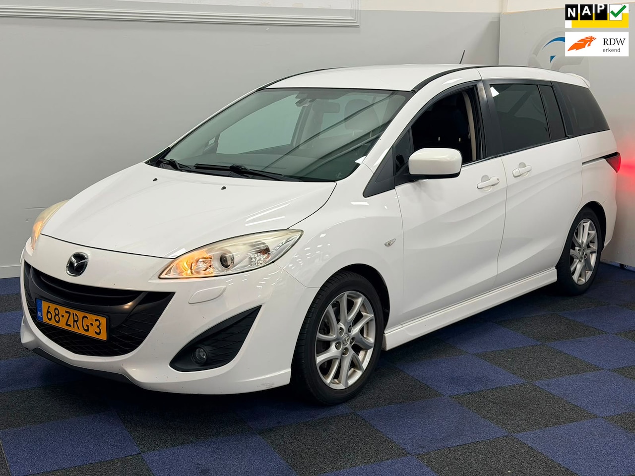 Mazda 5 - 2.0 GT-M / 7 PERS / NETTE AUTO / WINTERSET VELGEN / NAVI-MULTIEMEDIA - AutoWereld.nl