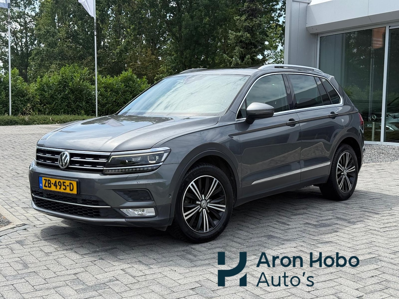 Volkswagen Tiguan - 2.0 TDI Comfortline Pano, ACC, LED - AutoWereld.nl