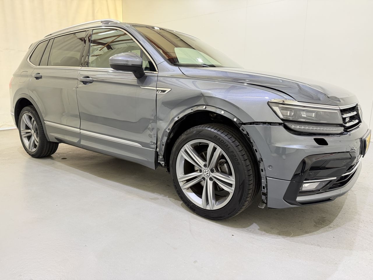 Volkswagen Tiguan Allspace - 1.5 TSI Highline R Aut. 7p. - AutoWereld.nl