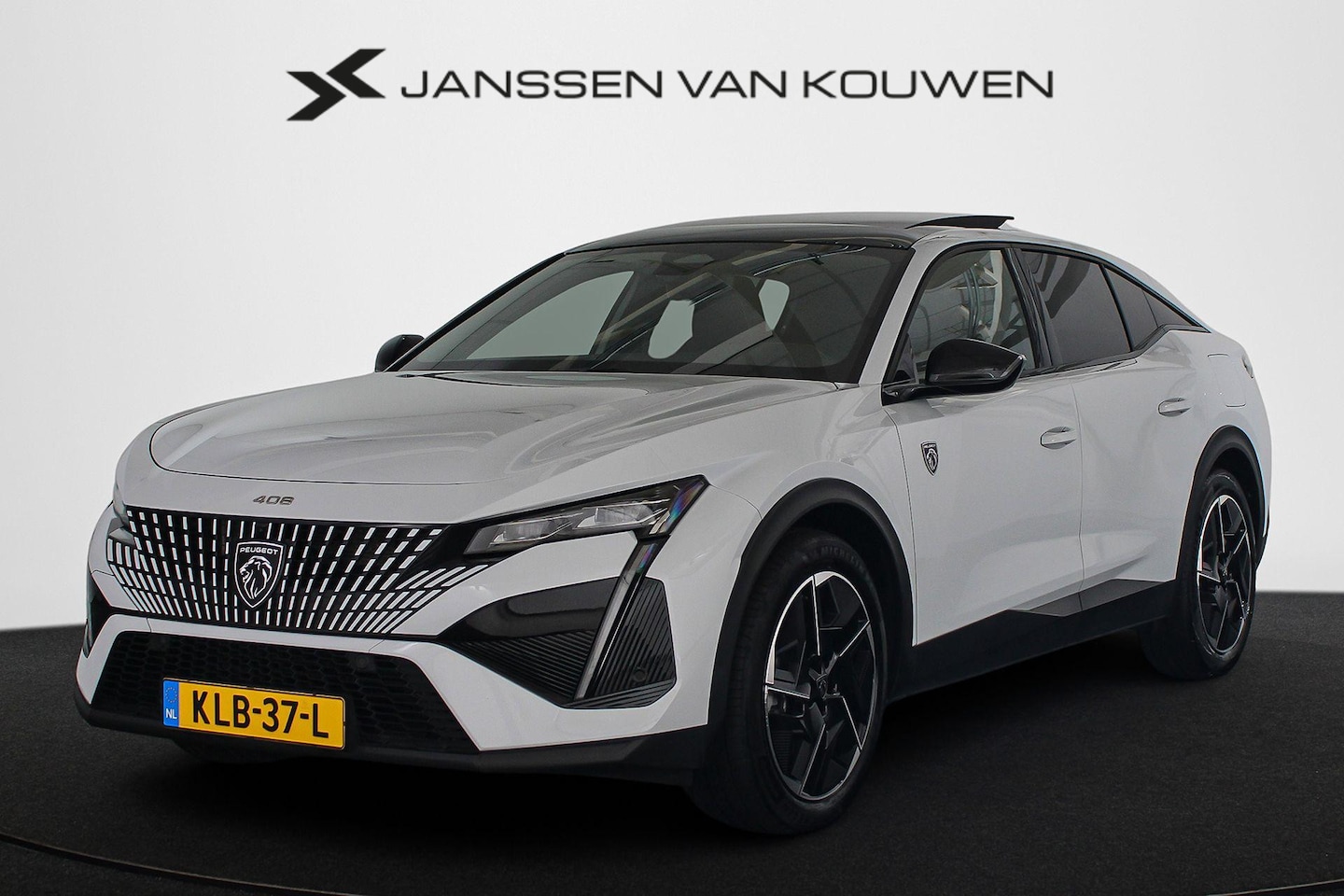 Peugeot 408 - 1.6 HYbrid 225 EAT8 GT Panoramadak Trekhaak FOCAL Alcantara - AutoWereld.nl