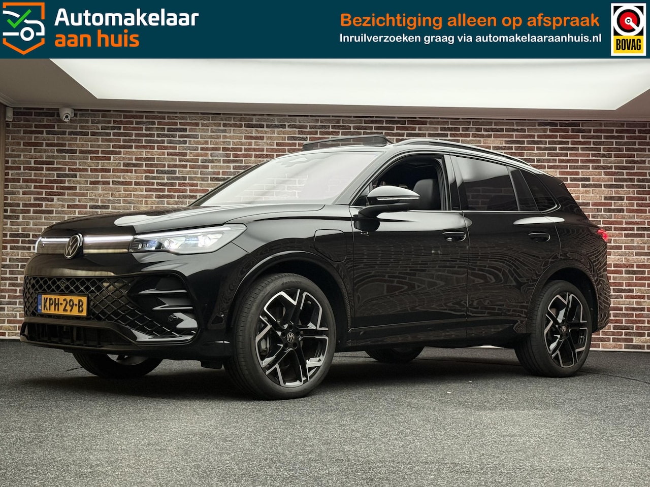 Volkswagen Tiguan - 1.5 eHybrid R-Line Edition Panoramadak, Trekhaak, Massagestoelen - AutoWereld.nl