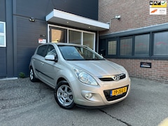 Hyundai i20 - 1.2i DynamicVersion|Nap|Pdc|Airco|Apk|Trekhaak