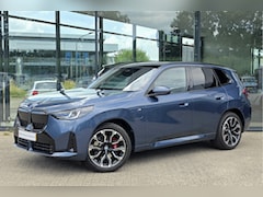 BMW X3 - 30e xDrive M Sport Automaat / Panoramadak / Sportstoelen / Comfort Access / Achteruitrijca