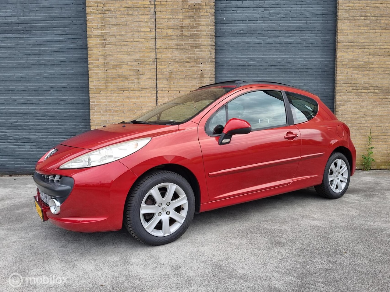 Peugeot 207 - 1.6-16V XS Pack/lage km/pano/ - AutoWereld.nl