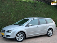 Ford Focus Wagon - 1.8-16V Ambiente Flexifuel /CRUISE/AIRCO/PDC/S-VRWRMNG/RIJDTSUPER/