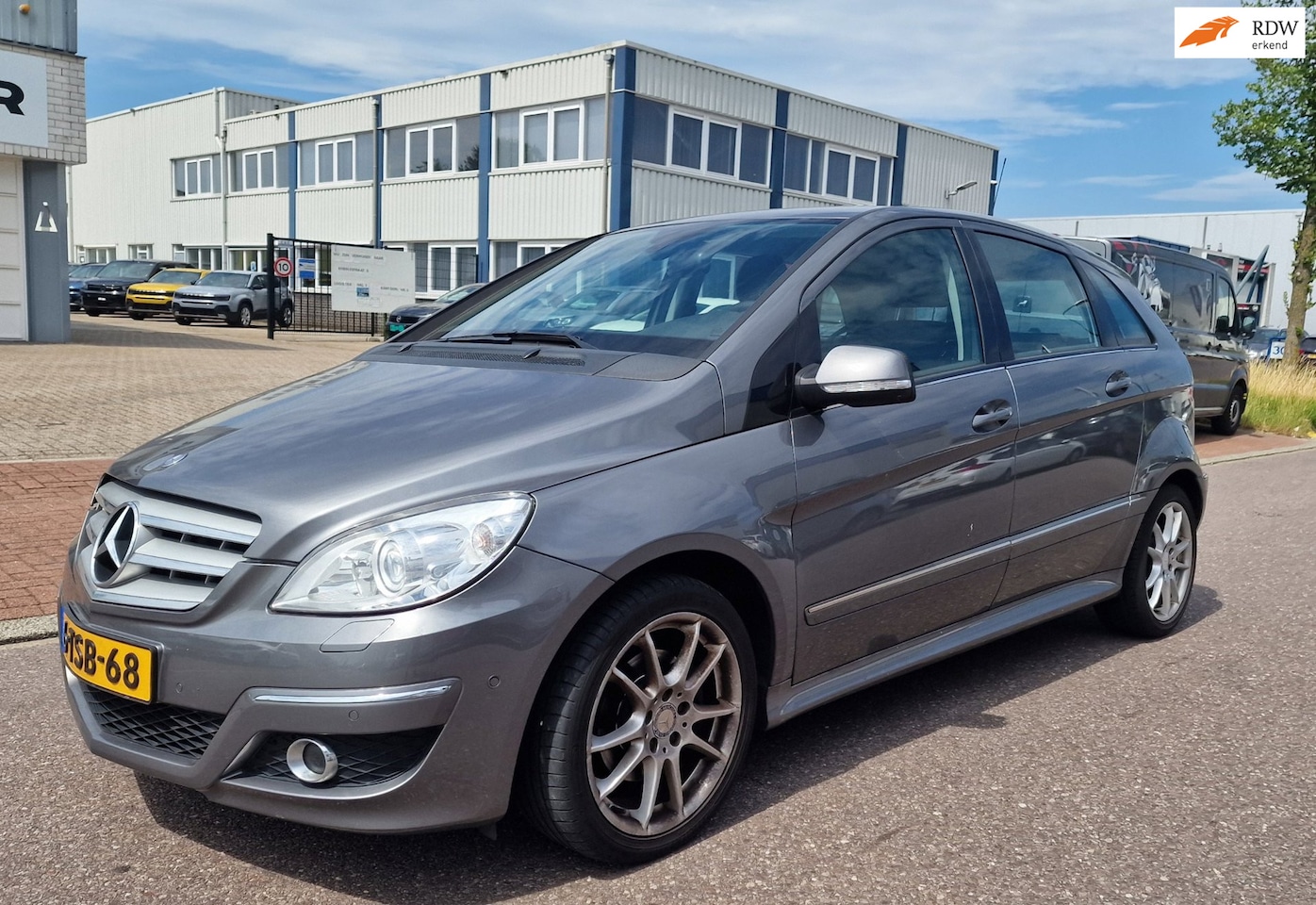 Mercedes-Benz B-klasse - 200 AUTOMAAT PSENSOR CRUISE 2 X SLEUTELS - AutoWereld.nl