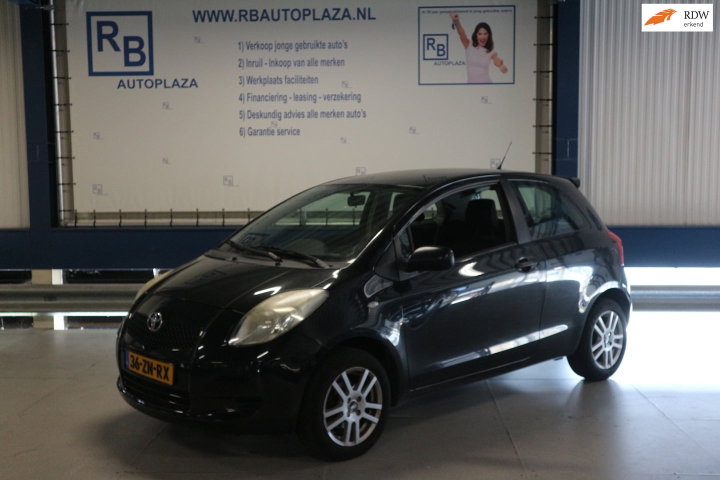Toyota Yaris - 1.0 VVTi / 1e EIGENAAR / DEALER ONDERHOUDEN ! ! ! - AutoWereld.nl