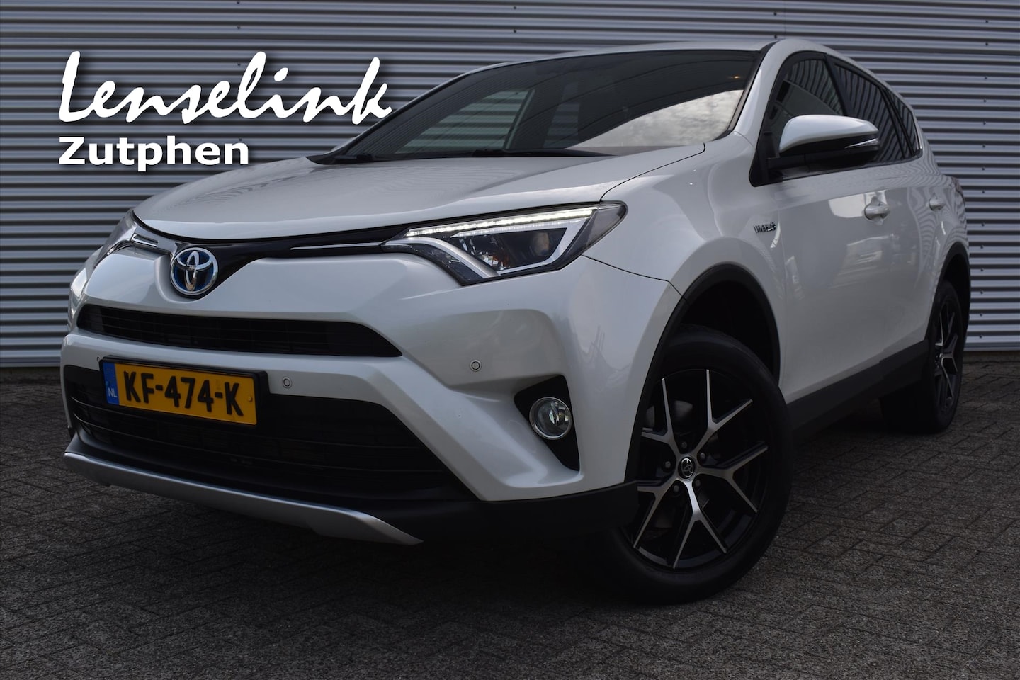 Toyota RAV4 - 2.5 HYBRID STYLE | Camera | Navi | Stoel verw. | DAB | Trekhaak | Rijklaarprijs incl 12 mn - AutoWereld.nl