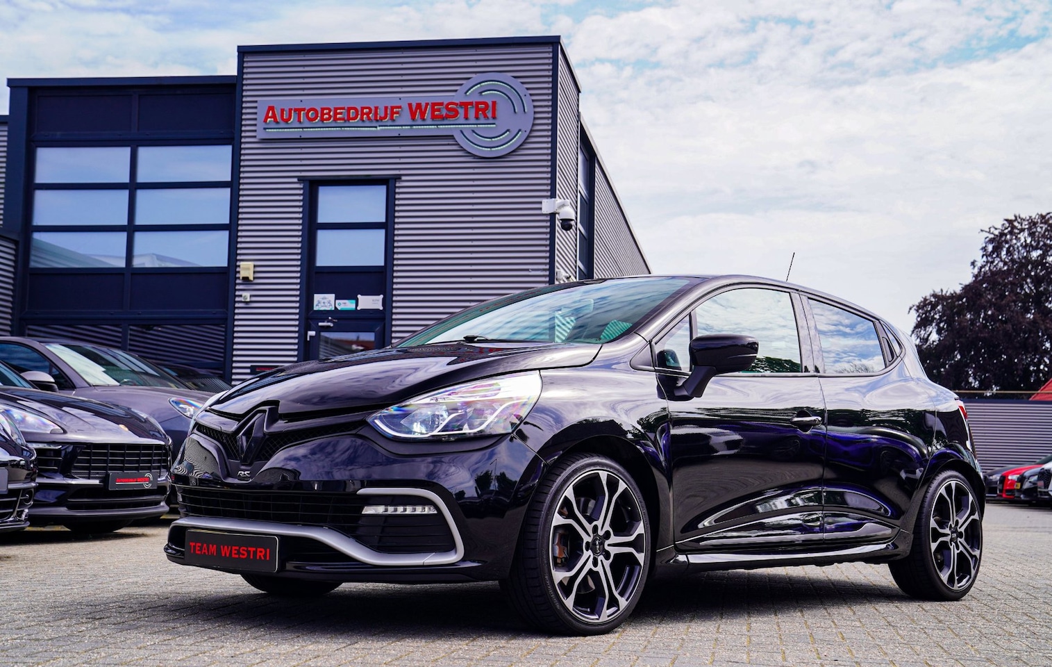 Renault Clio - 1.6 R.S. | Camera | Multifunctioneel stuurwiel | Bass Reflex | AC auto - AutoWereld.nl