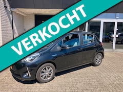 Toyota Yaris - 1.5 Hybrid Active / NAVI / CAMERA / DEALER SERVICED / TREKHAAK