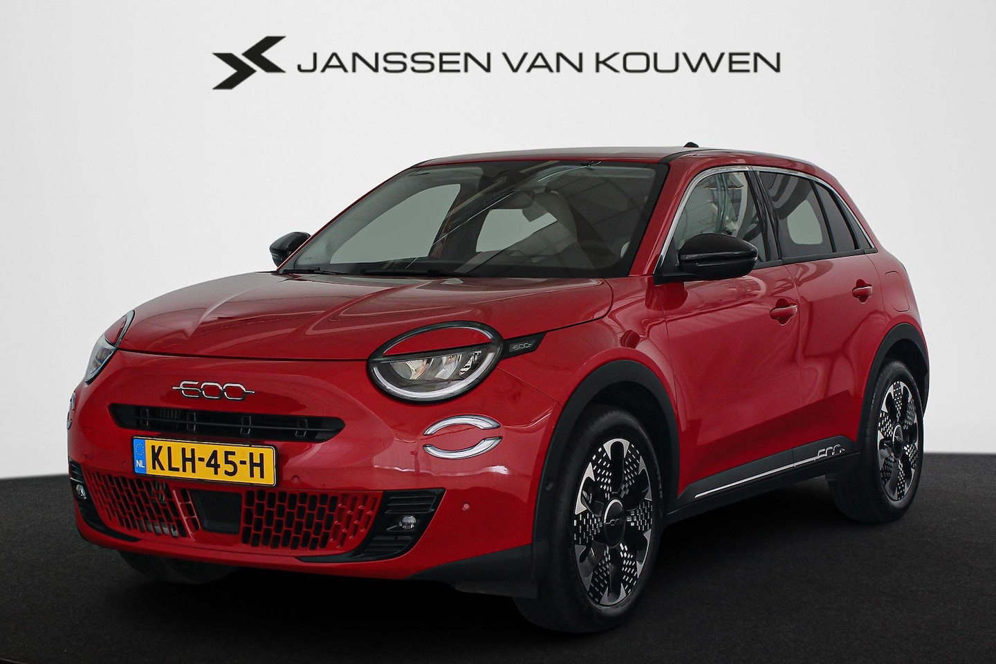 Fiat 600 - 1.2 Hybrid La Prima Stoelverwarming Massage Achteruitrijcamera Keyless - AutoWereld.nl