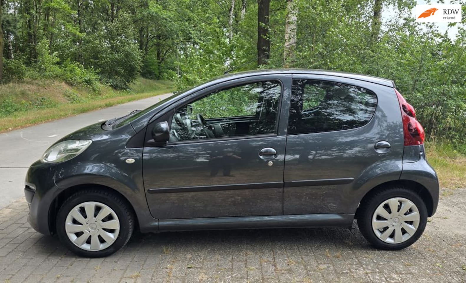 Peugeot 107 - 1.0 Active 1.0 Active - AutoWereld.nl