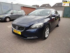Volvo V40 - 1.6 T3 Kinetic NAVI CLIMA