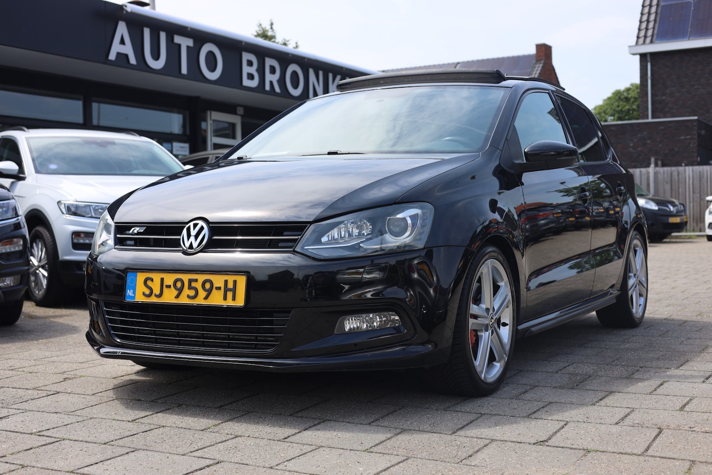 Volkswagen Polo - 1.4 TSI GTI | AUTOMAAT | PANO | CARPLAY | LED - AutoWereld.nl