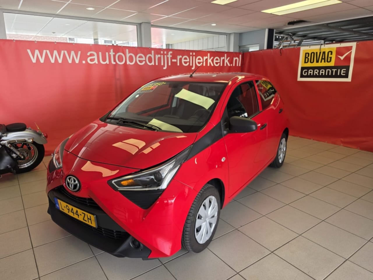 Toyota Aygo - 1.0 VVT-i x-fun 1.0 VVT-i x-fun - AutoWereld.nl