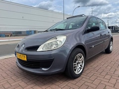 Renault Clio - 1.2-16V /Panoramadak/Airco/Nieuwe APK
