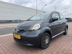 Toyota Aygo - 1.0-12V /Airco/St.bkr/Elek.rmn/Frisse APK
