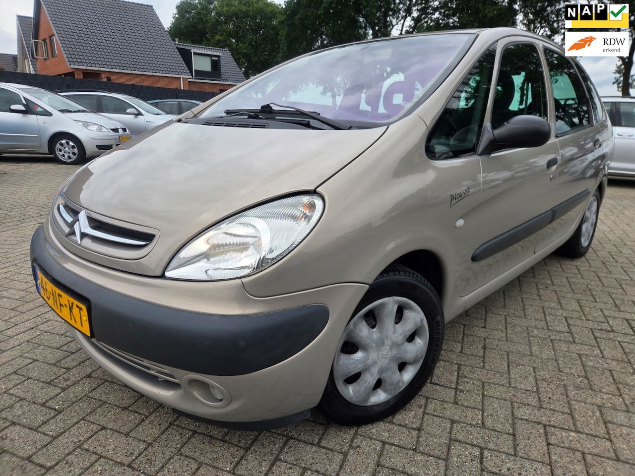Citroën Xsara Picasso - 1.8i-16V Différence 2 2003. Climate/Cruise/Trekhaak etc.. APK 08-2027 - AutoWereld.nl