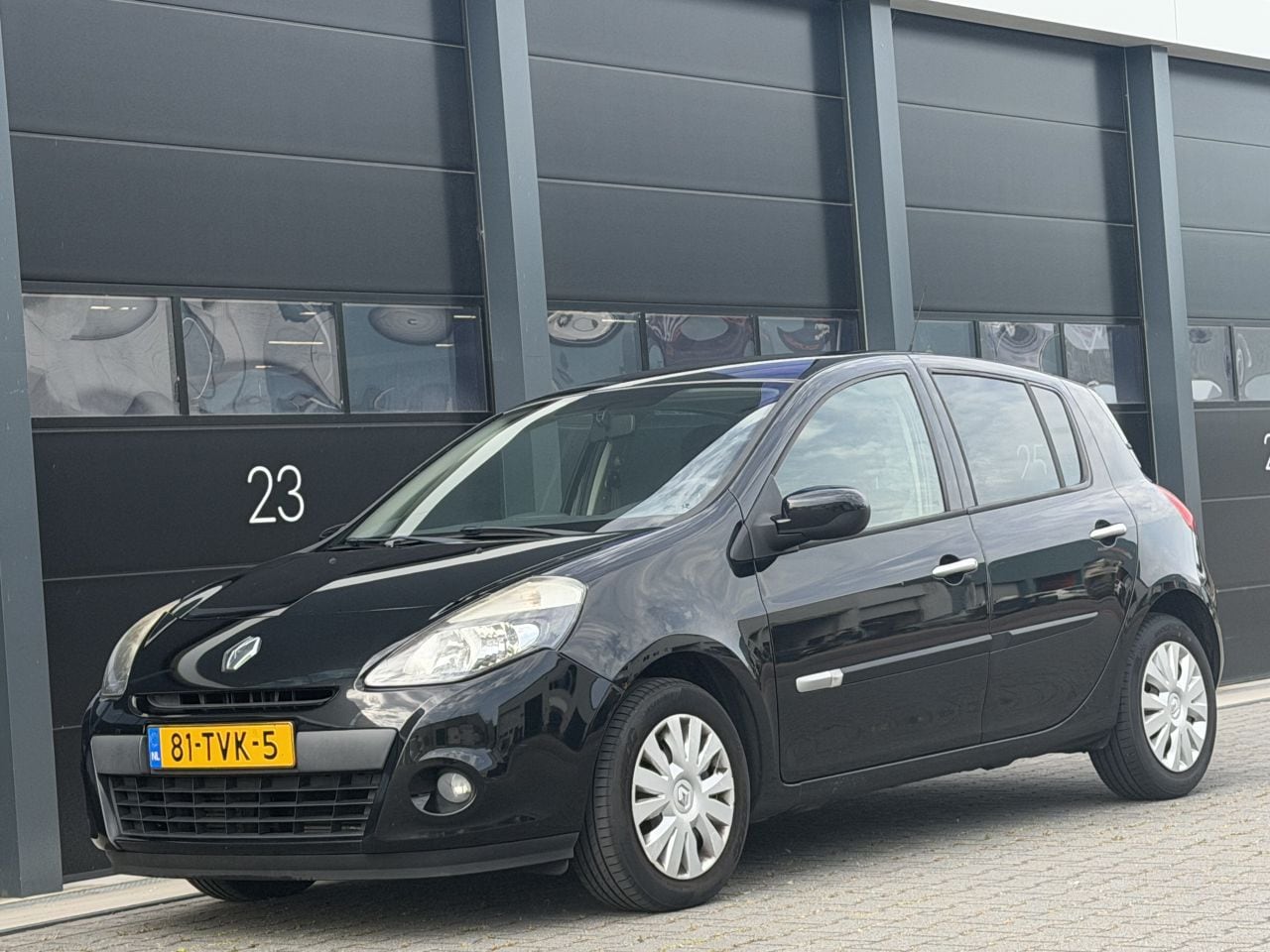 Renault Clio - 1.5 dCi Authentique 1.5 DCI Authentique - AutoWereld.nl
