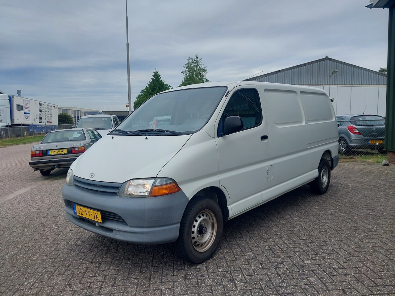 Toyota HiAce - 2.7i LWB 2.7i LWB - AutoWereld.nl