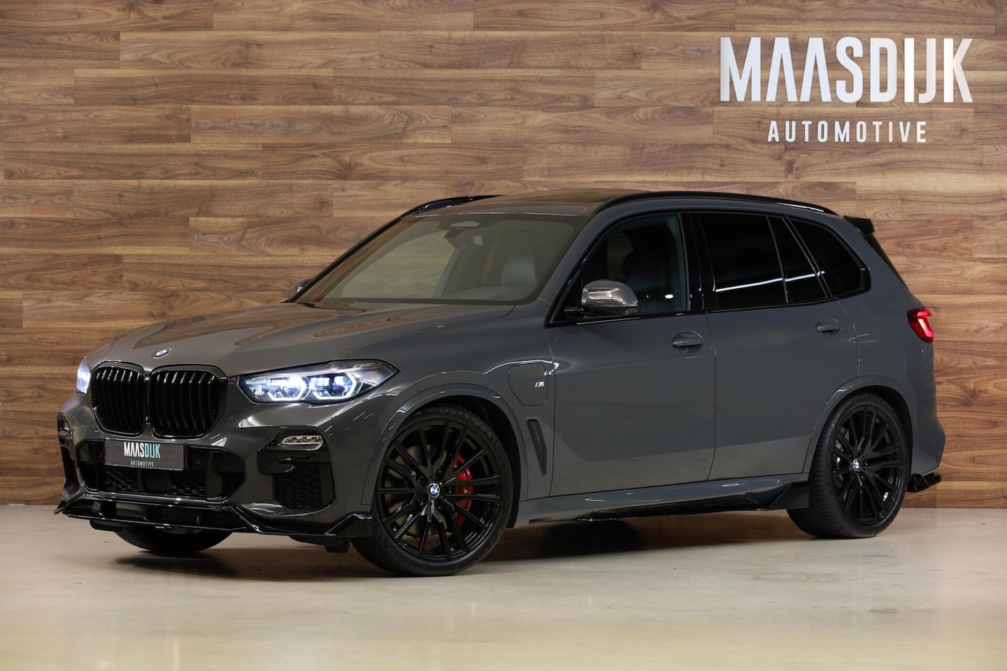 BMW X5 - xDrive45e M-Sport|Individual|Skylounge|HUD|360|Laser| - AutoWereld.nl