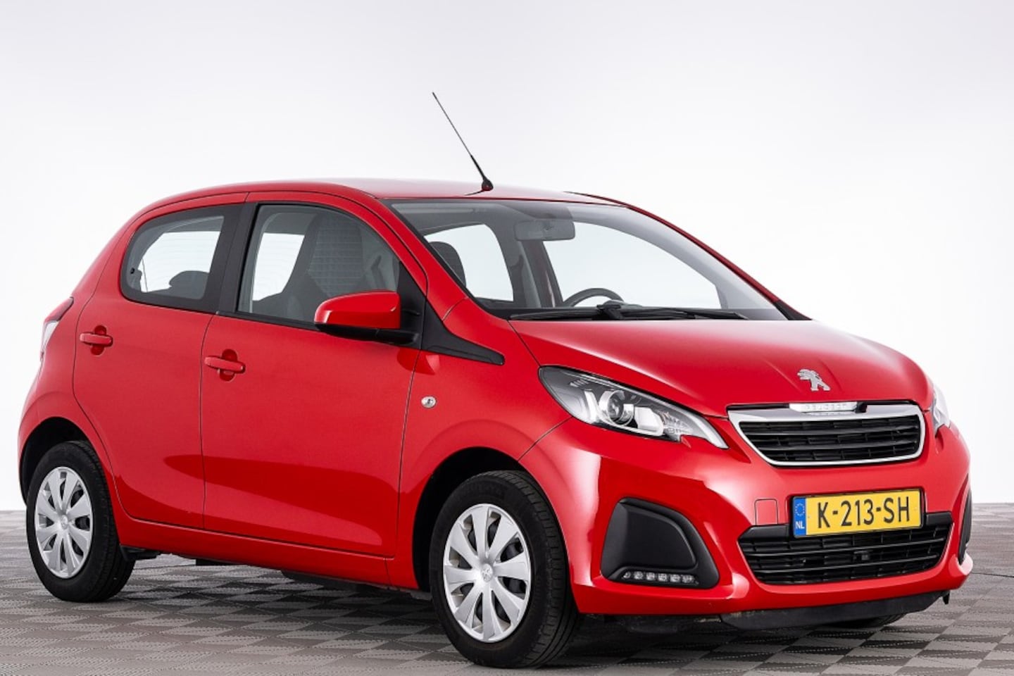 Peugeot 108 - 1.0 e-VTi Active 5-drs | AIRCO | BLUETOOTH ✅ 1e Eigenaar - AutoWereld.nl